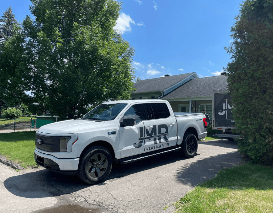 Nettoyage thermopompe résidentiel — JMR Ventilation