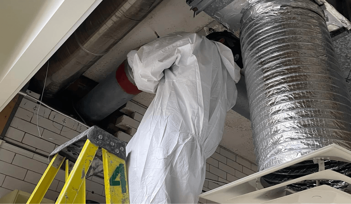 Nettoyage conduit ventilation commerciale JMR Ventilation Rive-Nord