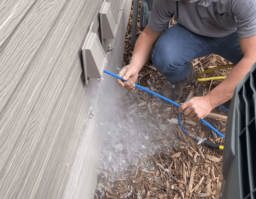 Nettoyage sortie conduit sécheuse extérieur — JMR Ventilation